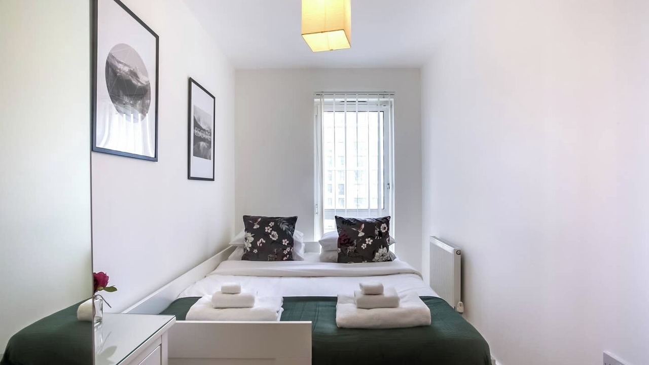 Photo of Bedroom in Peninsula