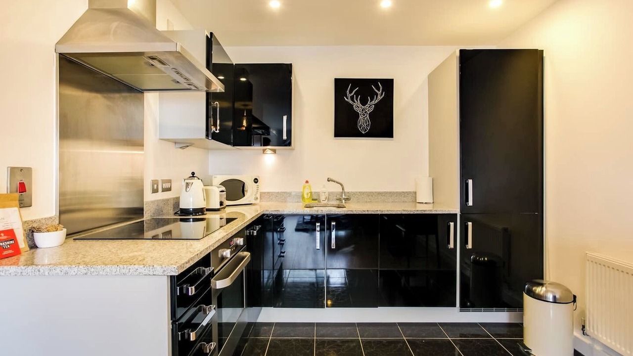 Photo of Kitchen in Peninsula