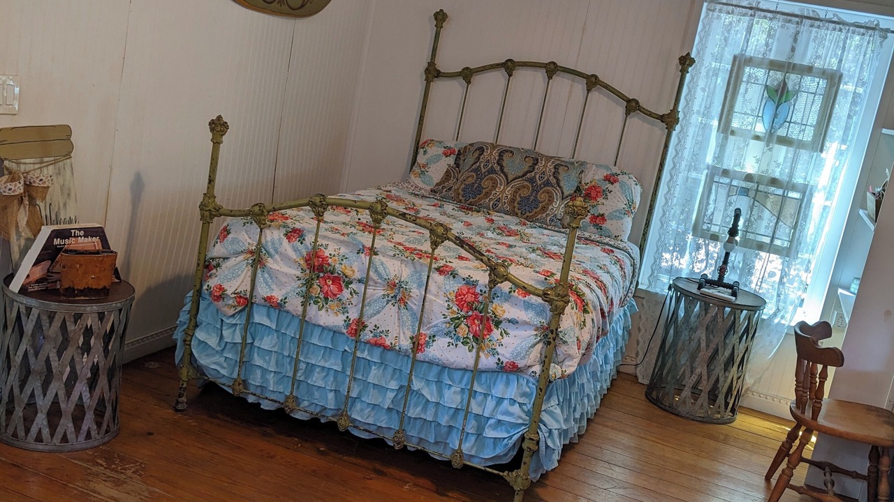 Photo of Bedroom in Montgomery