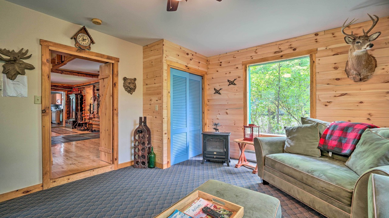 Photo of Livingroom in Athol