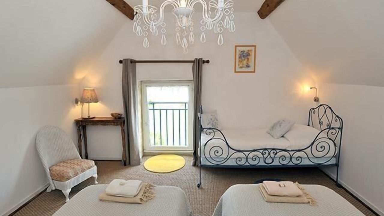 Photo of Bedroom in Saint-Wambert-des-Trois-Vallees