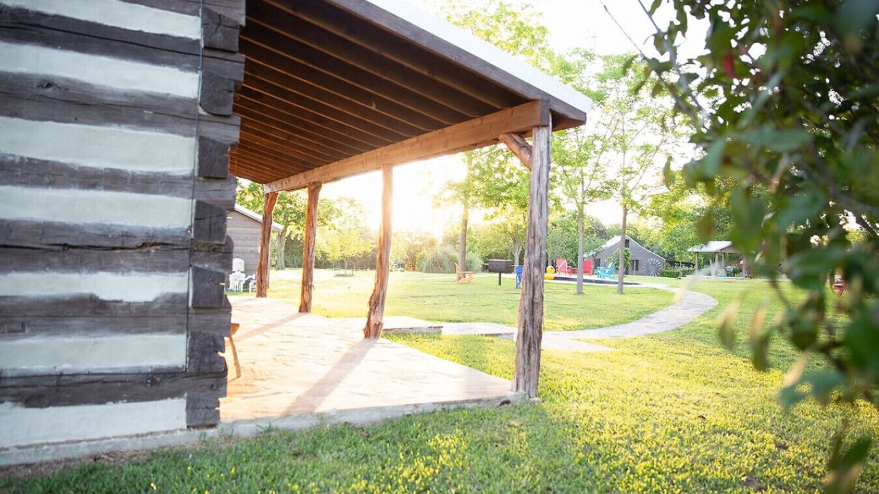Photo of Outdoor in Round Top