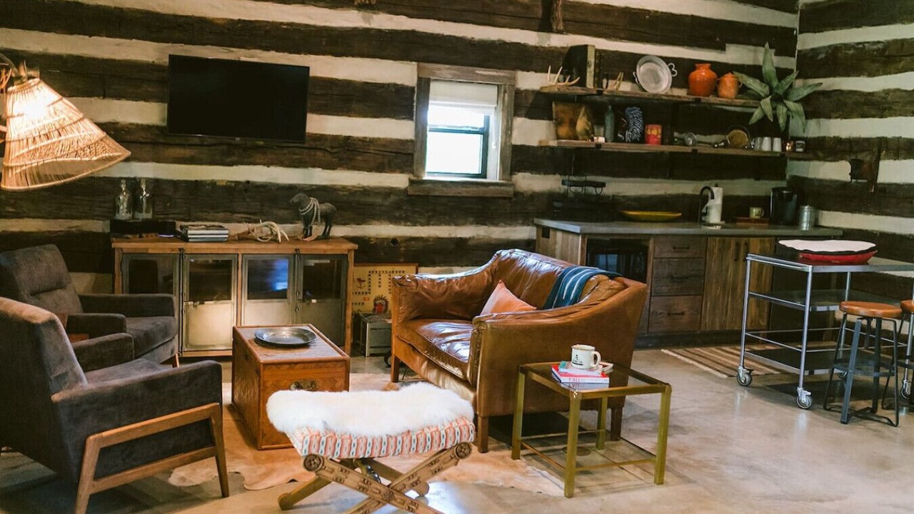 Photo of Livingroom in Round Top