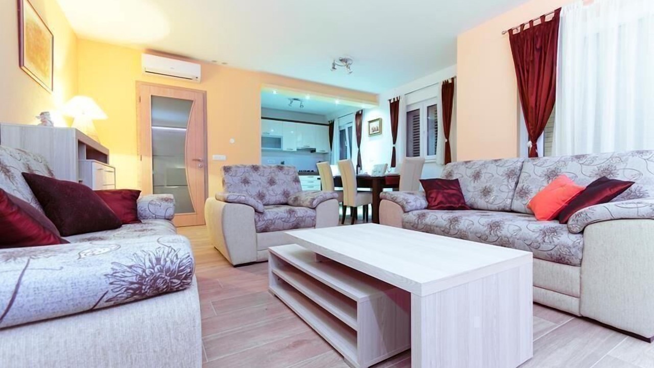Photo of Livingroom in Istok