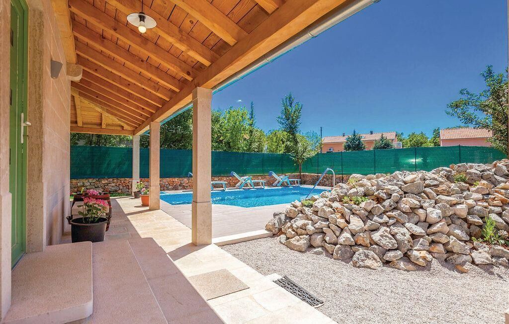 Photo of Outdoor in Rasopasno