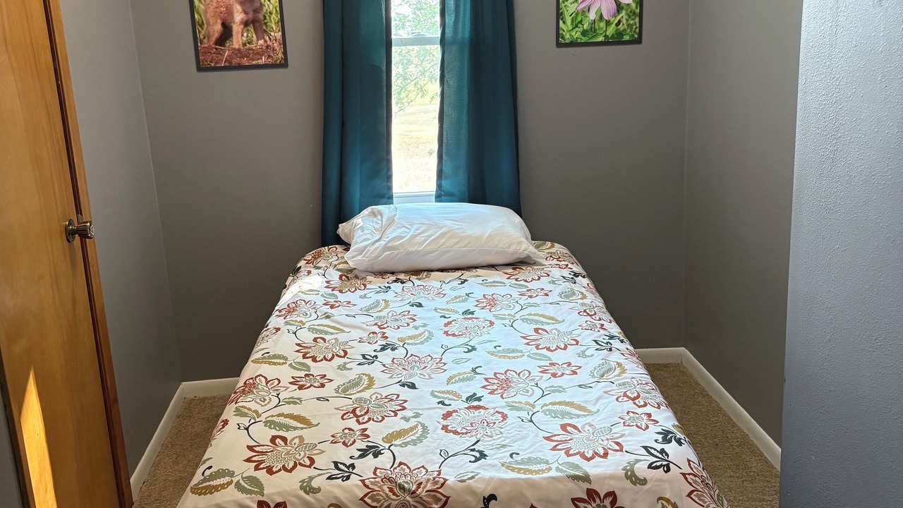 Photo of Bedroom in Coon Rapids