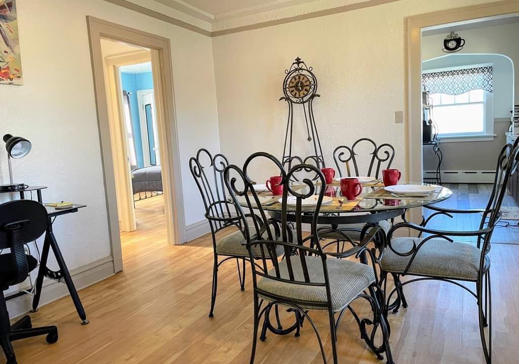 Photo of Livingroom in Waukegan