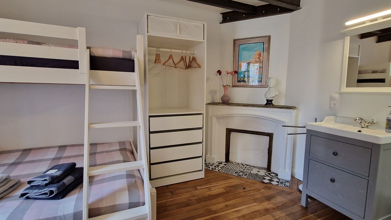 Photo of Bedroom in Fontainebleau
