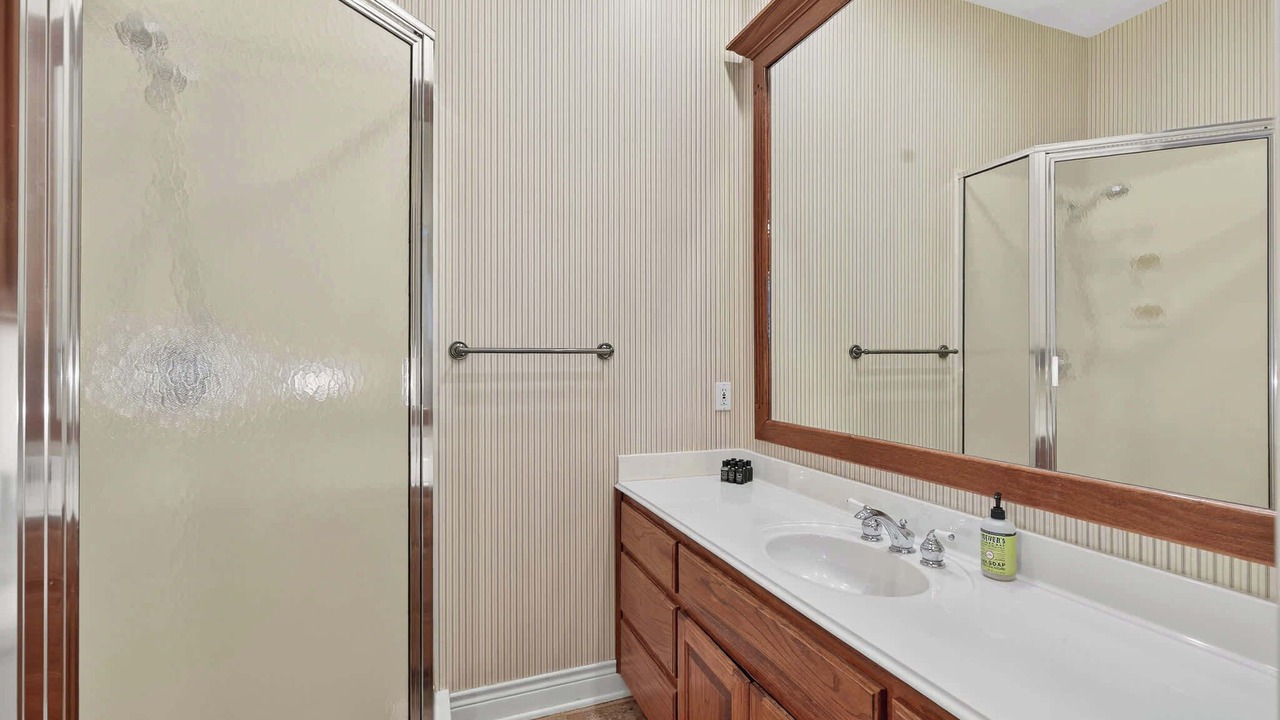 Photo of Bathroom in Horseshoe Bay West
