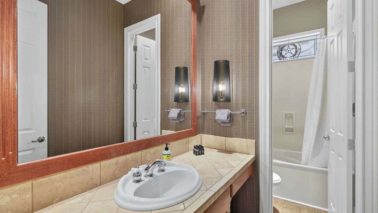 Photo of Bathroom in Horseshoe Bay West