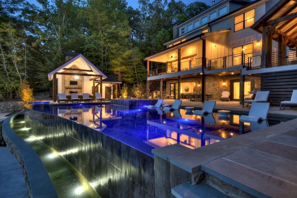 Photo of Outdoor in Morganton