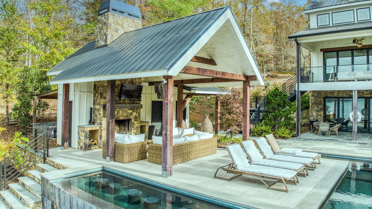 Photo of Outdoor in Morganton