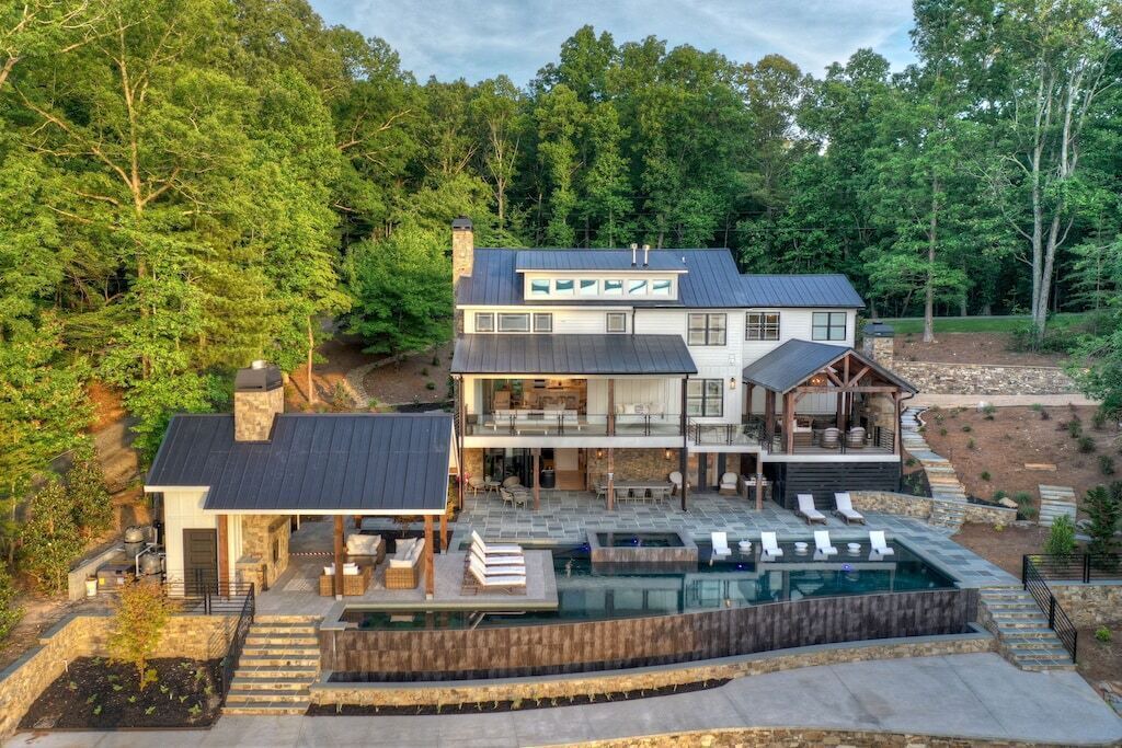 Photo of Outdoor in Morganton