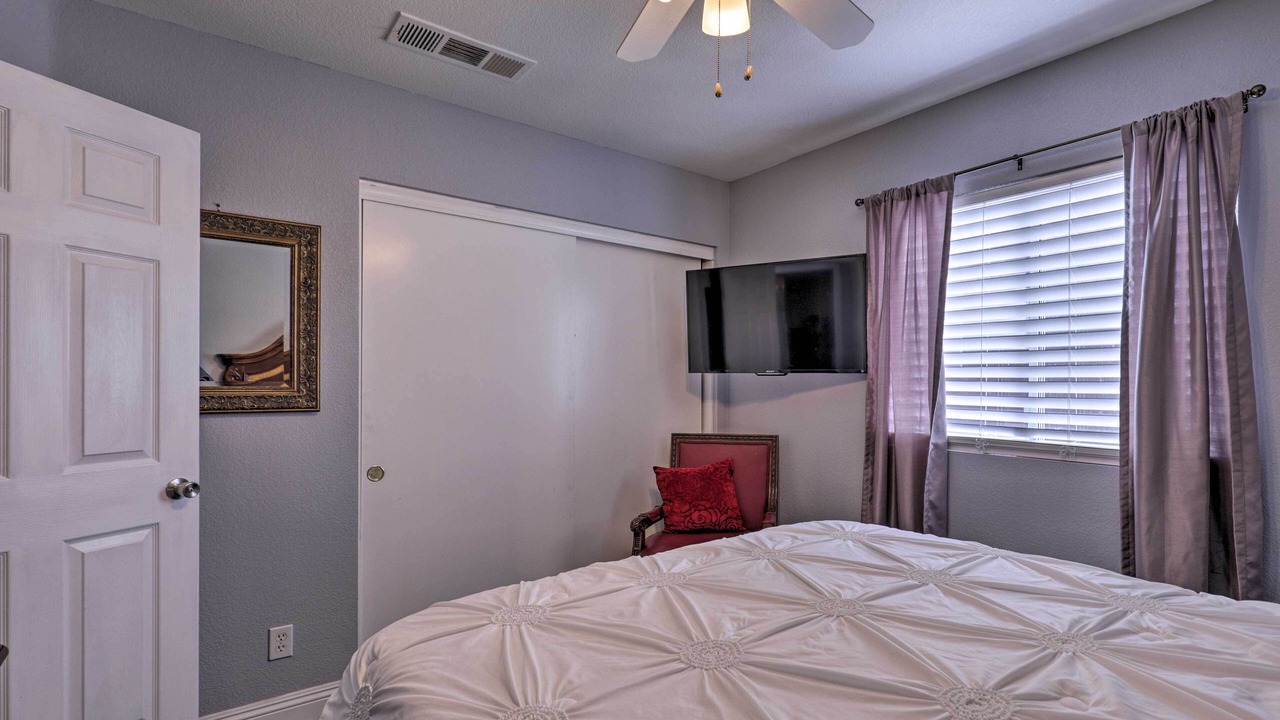 Photo of Bedroom in Townsite