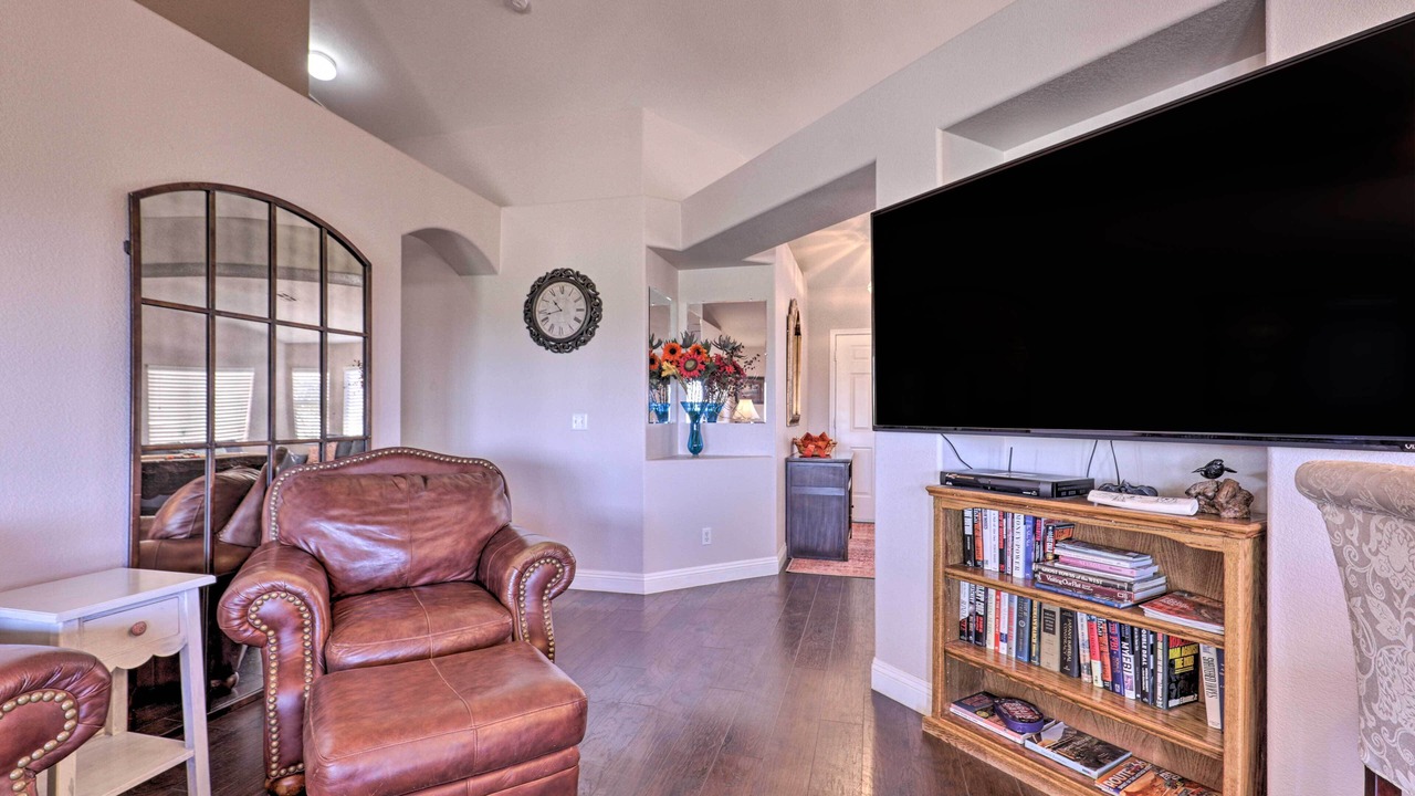 Photo of Livingroom in Townsite