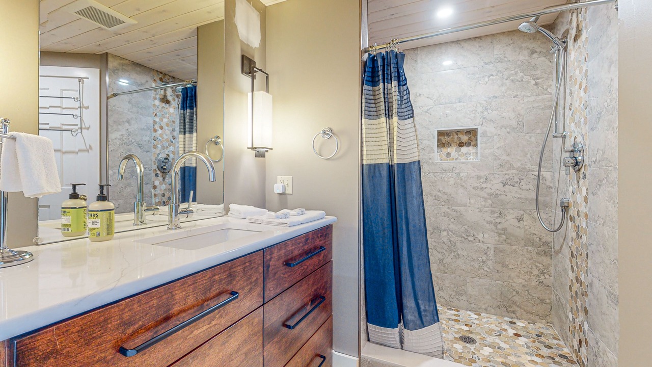 Photo of Bathroom in Greenville Junction