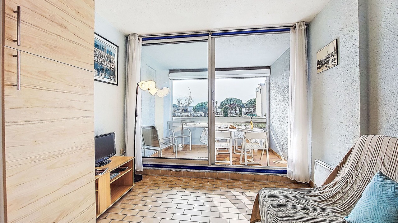 Photo of Livingroom in Le Grau-Du-Roi