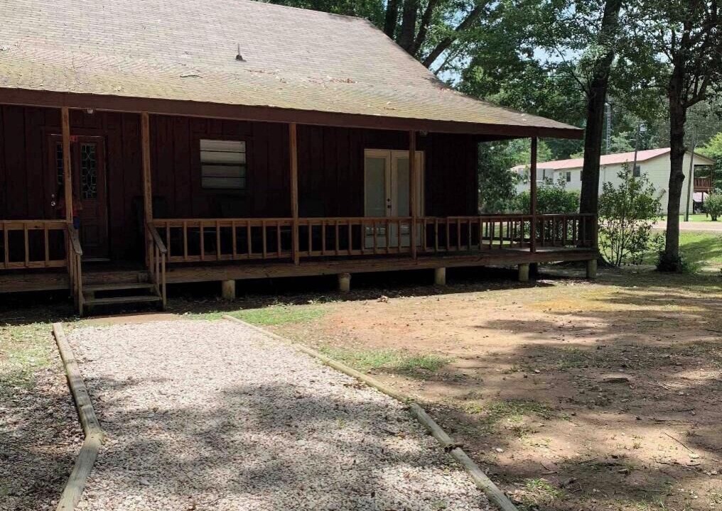 Photo of Outdoor in Milam