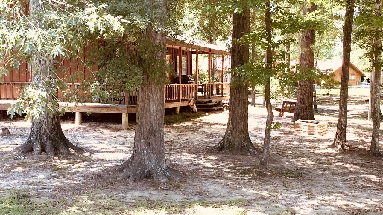 Photo of Outdoor in Milam
