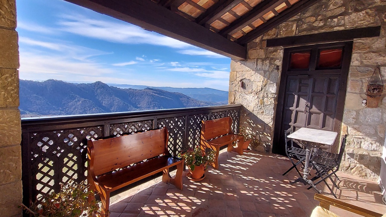 Photo of Patio Balcony in Llaes