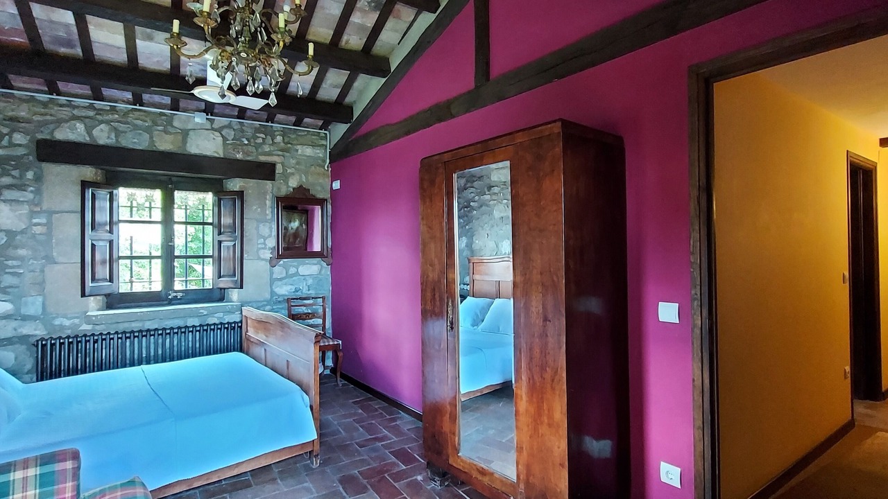 Photo of Bedroom in Llaes