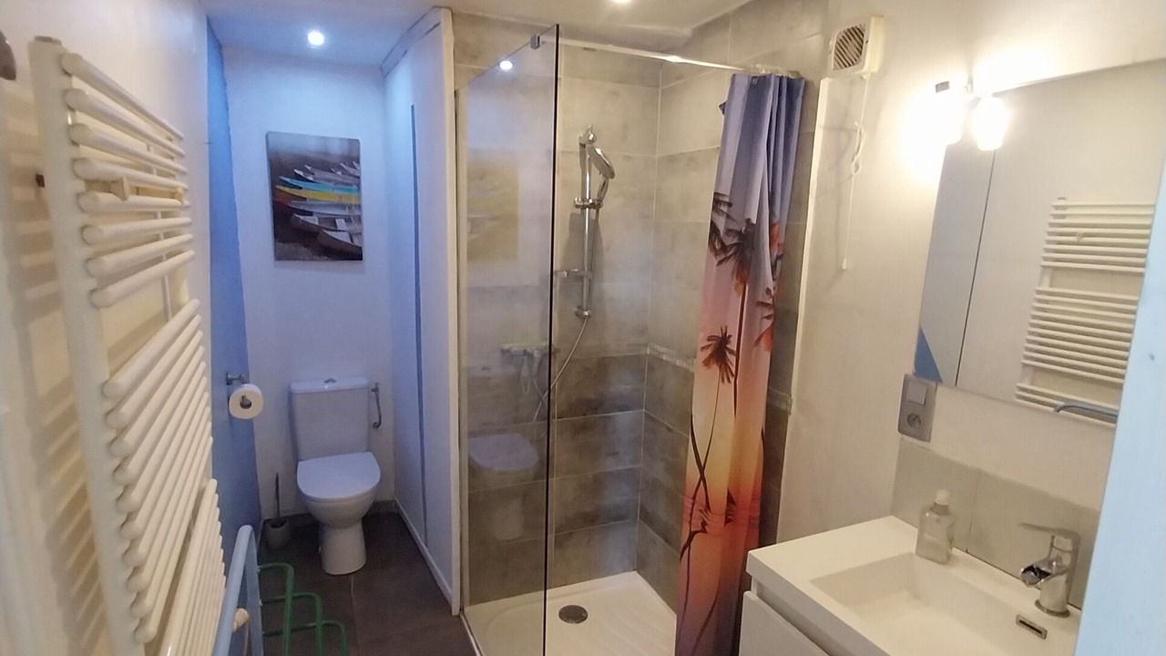 Photo of Bathroom in Corbel