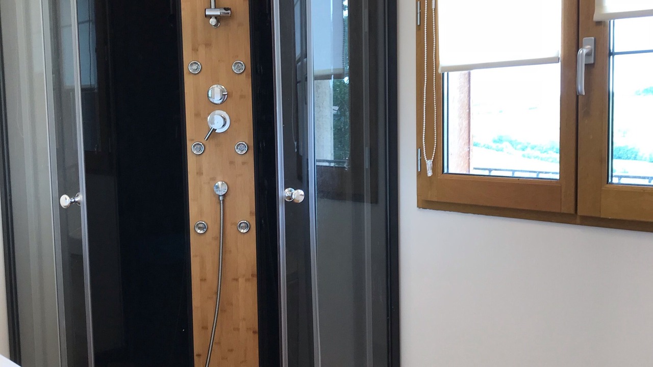 Photo of Bathroom in Lavardens