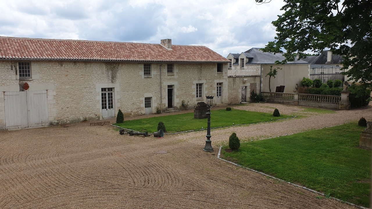 Photo of Outdoor in Assay