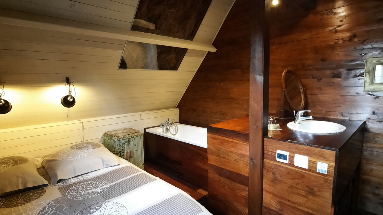 Photo of Bedroom in Fatouville-Grestain