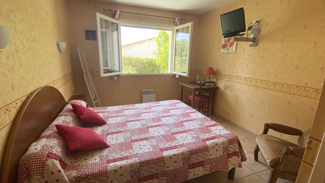 Photo of Bedroom in Montagnac