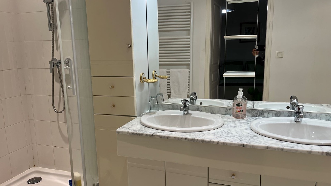 Photo of Bathroom in Sainte-Foy-d'Aigrefeuille