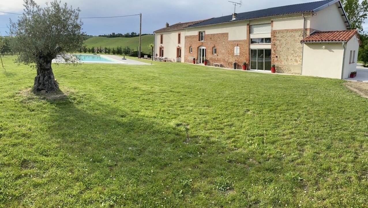 Photo of Outdoor in Sainte-Foy-d'Aigrefeuille