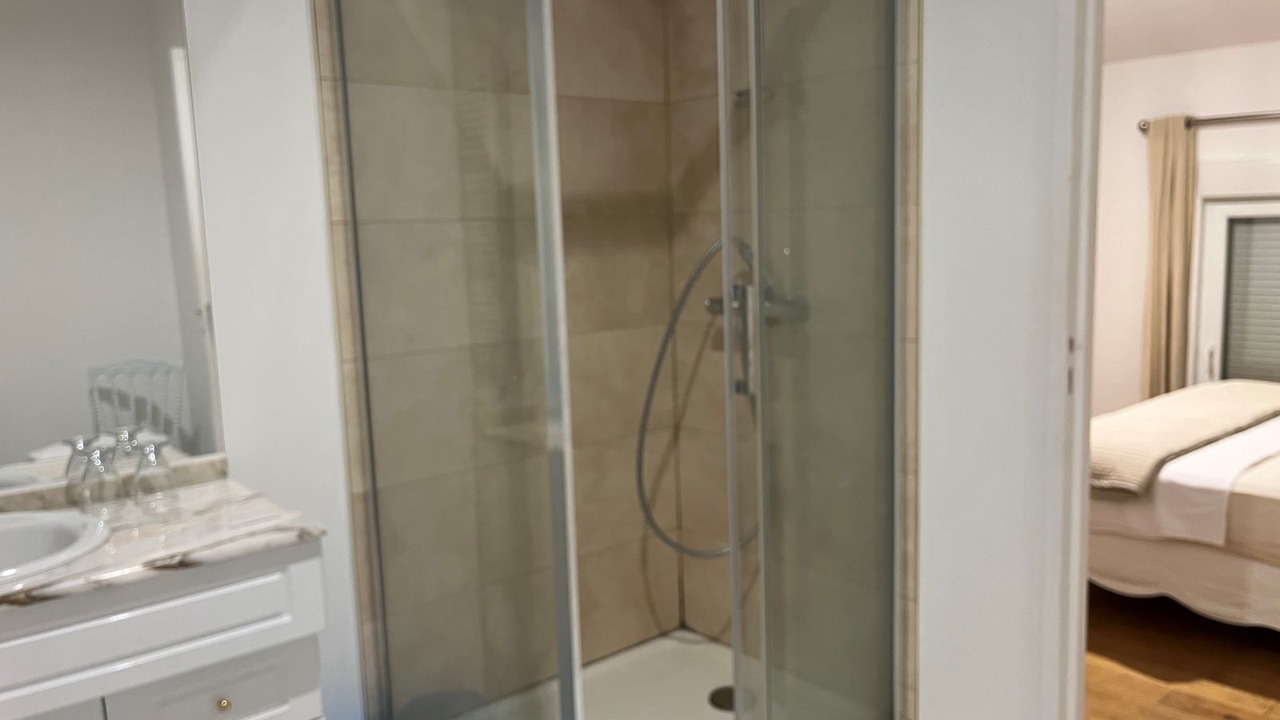 Photo of Bathroom in Sainte-Foy-d'Aigrefeuille