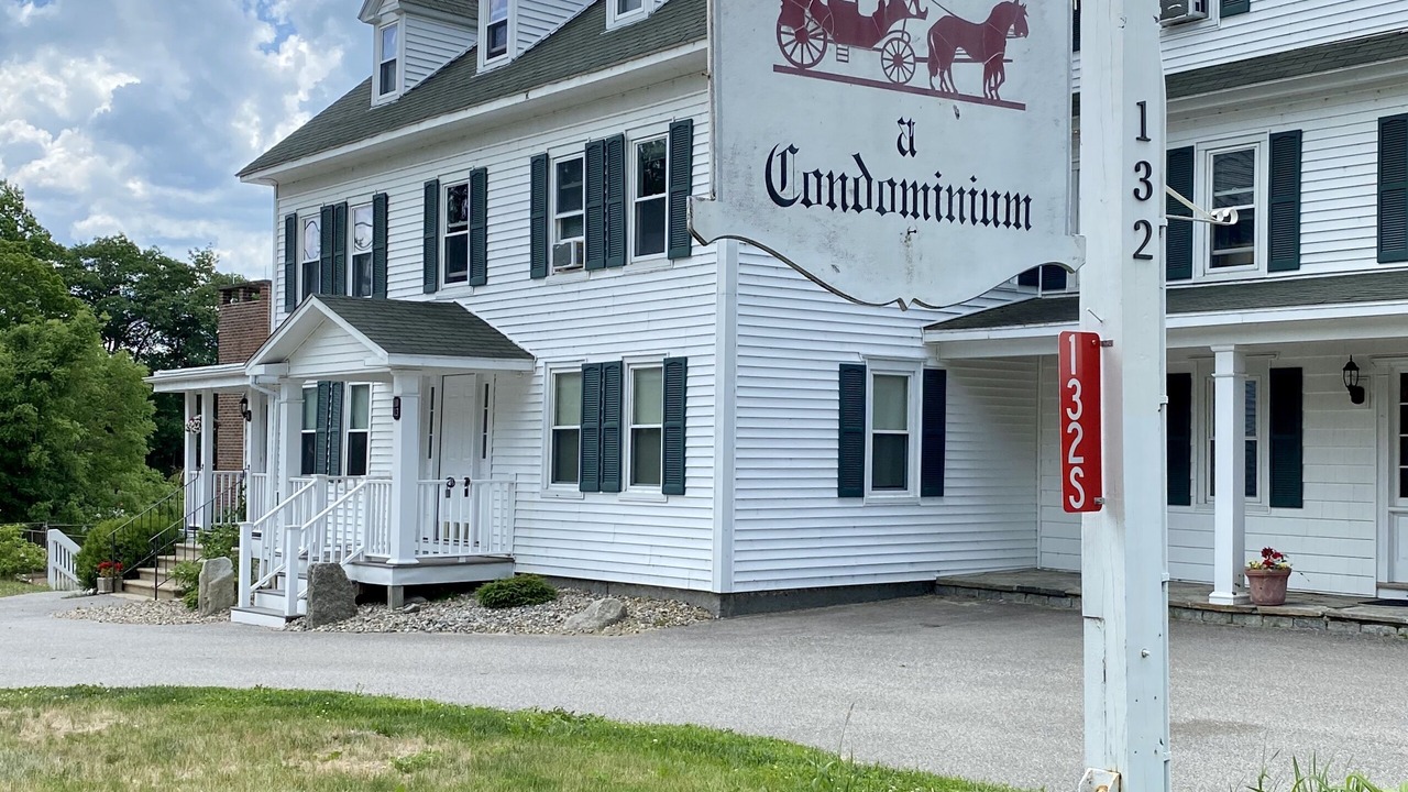 Photo of Others in Hebron