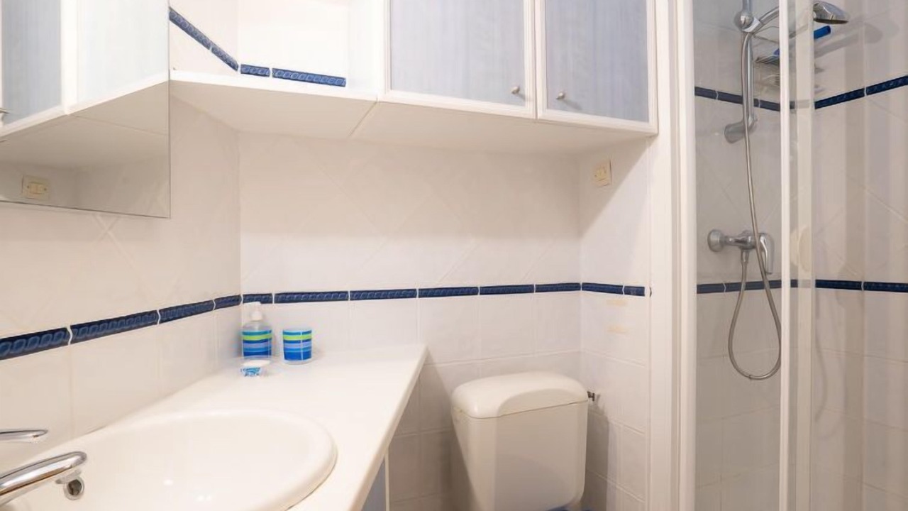 Photo of Bathroom in Le Grau-Du-Roi