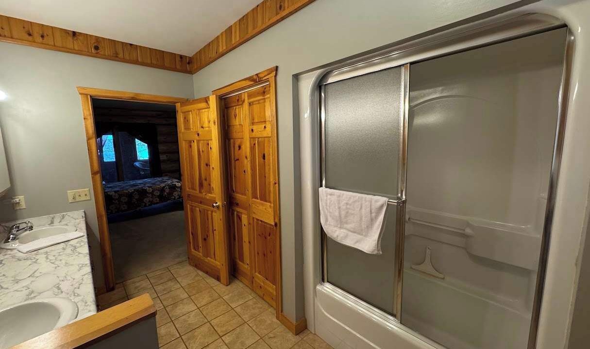 Photo of Bathroom in Hazelhurst