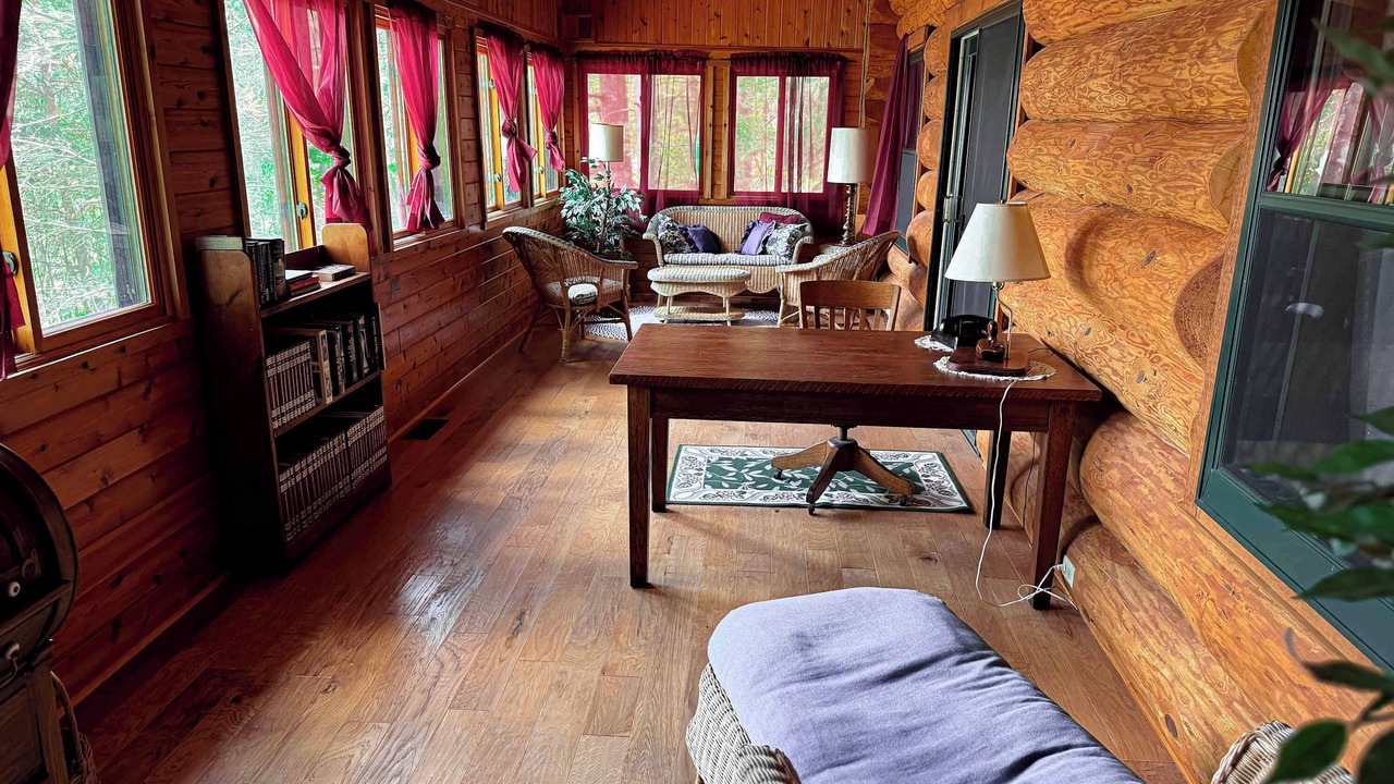 Photo of Livingroom in Hazelhurst