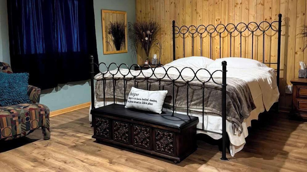 Photo of Bedroom in Arbor Vitae