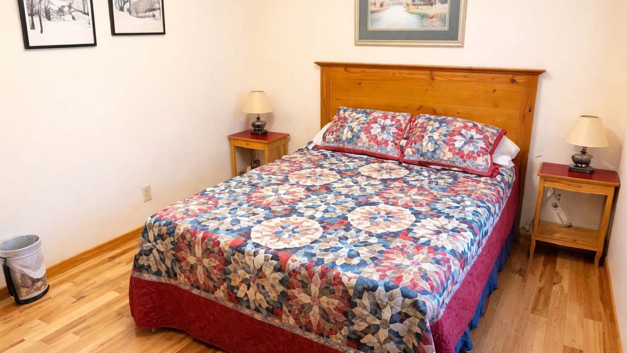 Photo of Bedroom in Arbor Vitae