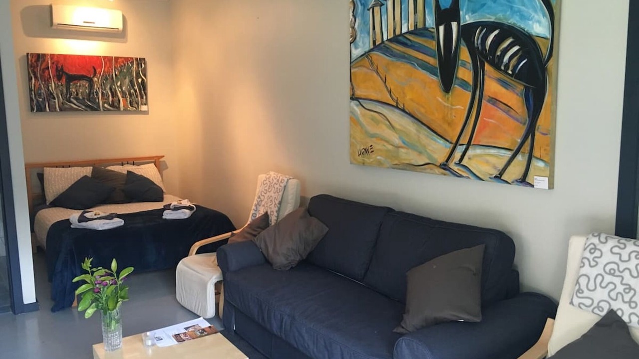 Photo of Others in Hurstbridge