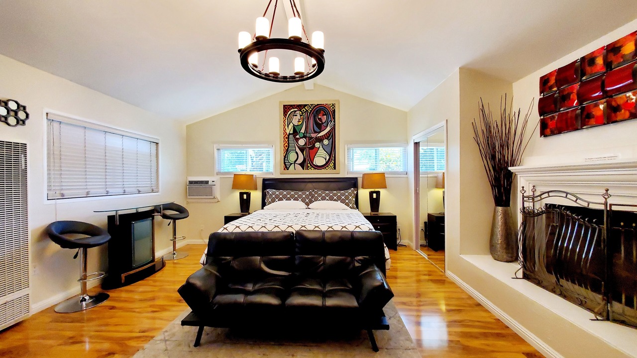 Photo of Bedroom in Oak Park