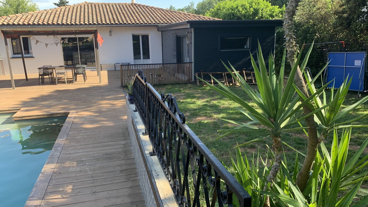 Photo of Patio Balcony in Asperes