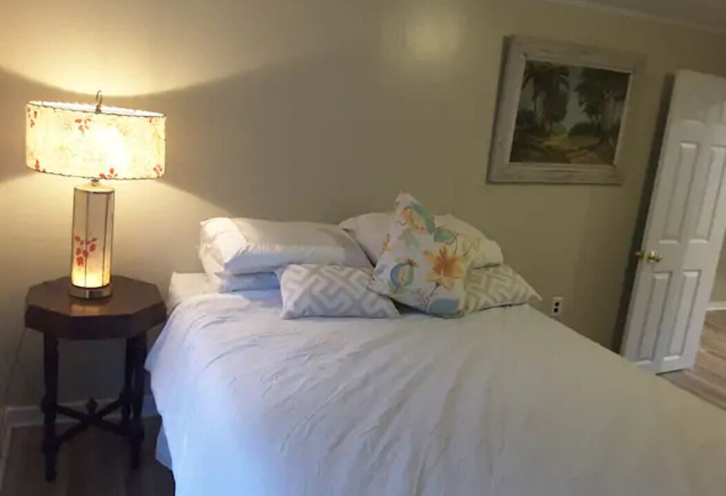 Photo of Bedroom in Marshall-Shadeland