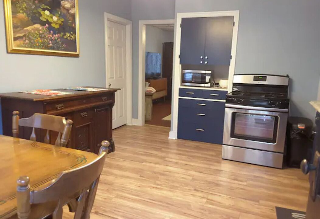 Photo of Kitchen in Marshall-Shadeland