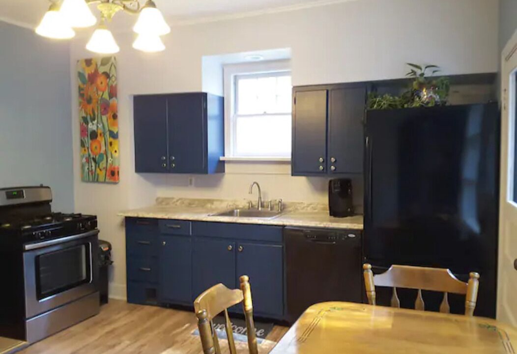 Photo of Kitchen in Marshall-Shadeland