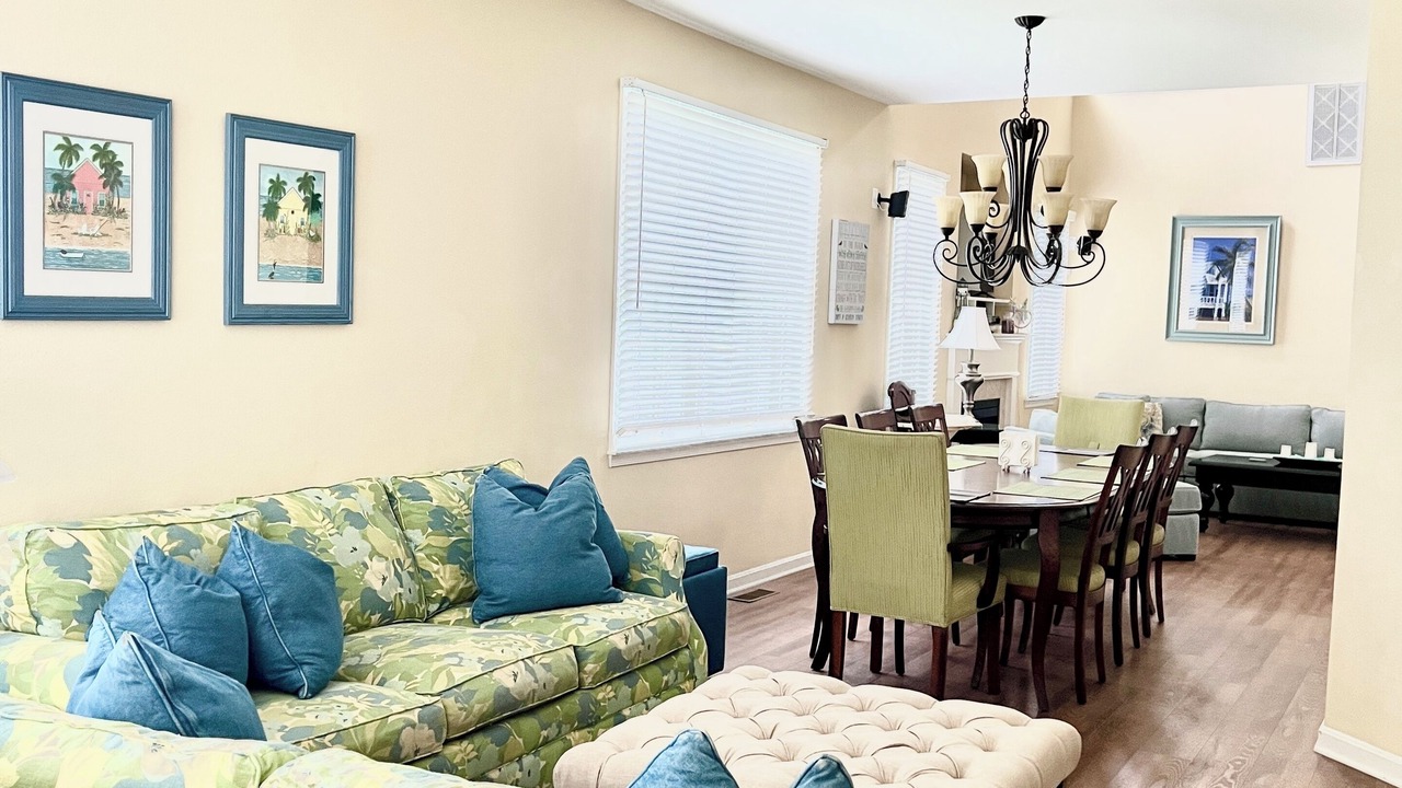 Photo of Livingroom in The Commons