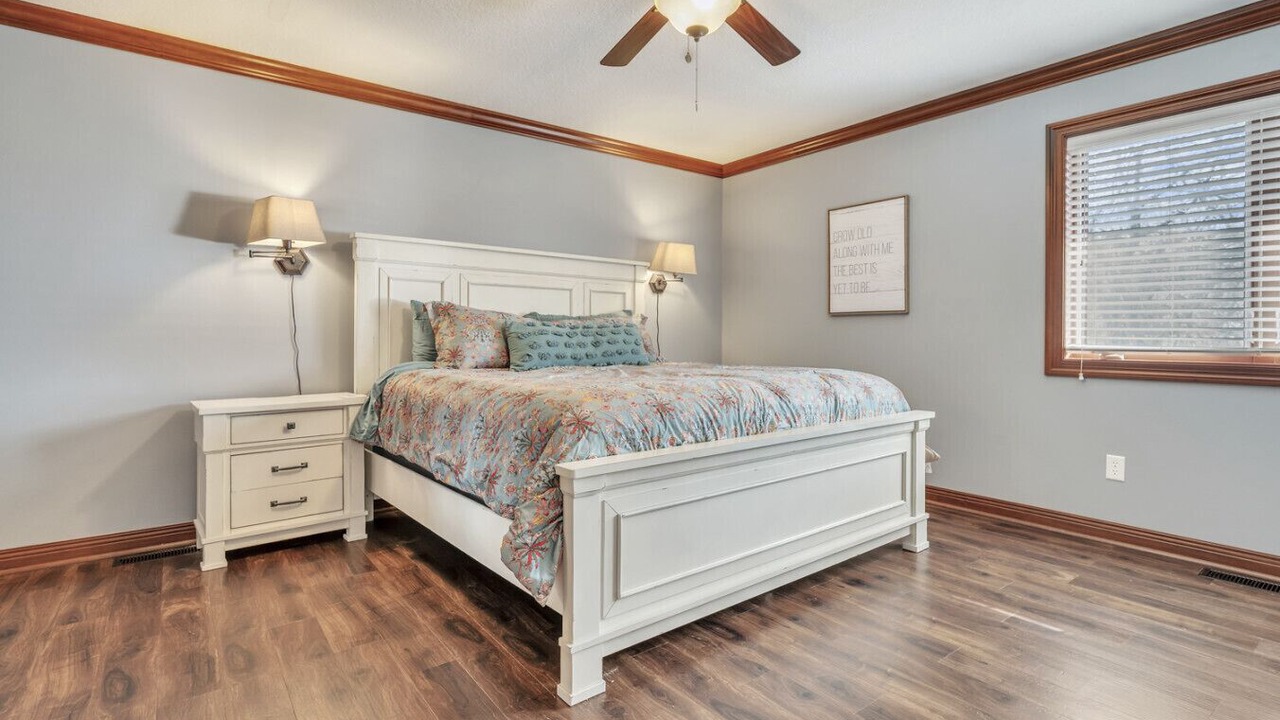 Photo of Bedroom in Arnolds Park