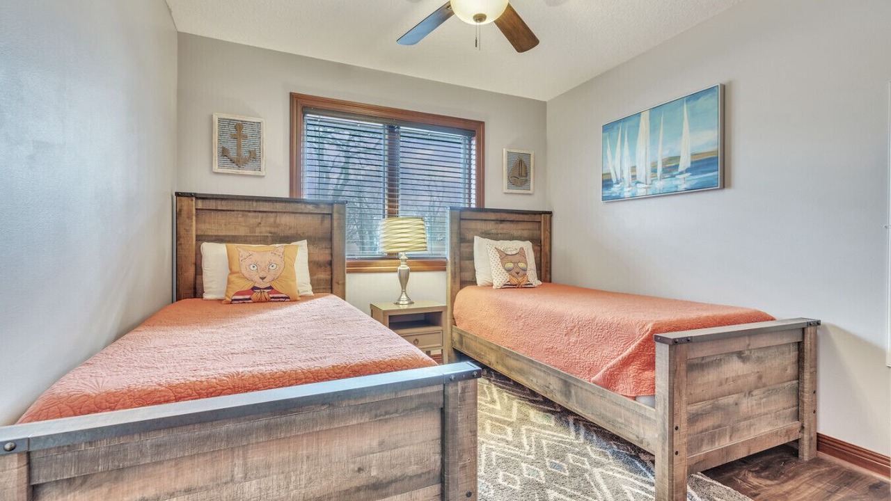 Photo of Bedroom in Arnolds Park