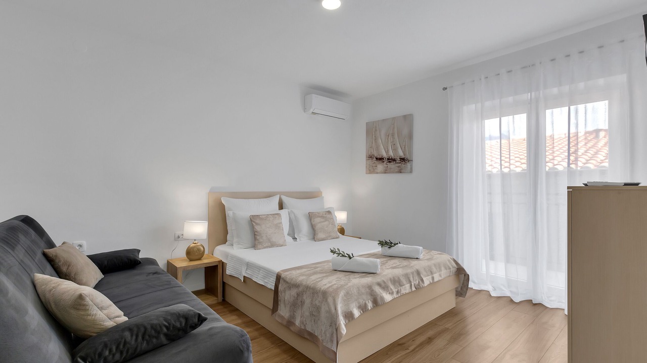 Photo of Bedroom in Brela