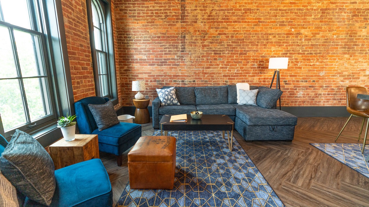 Photo of Livingroom in New Albany